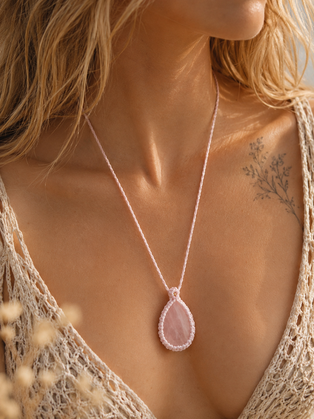 Rose Quartz energy Neklace - Light Pink
